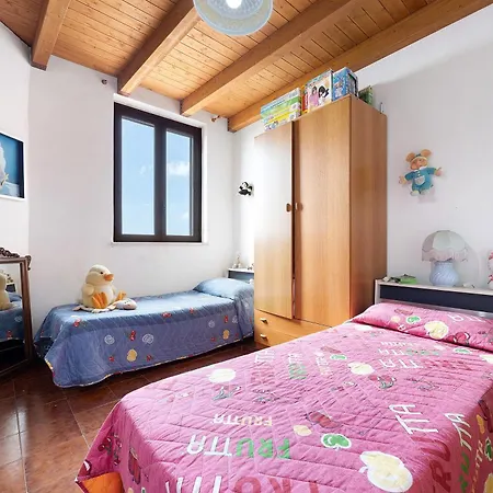 Willa Shanti Rustic *